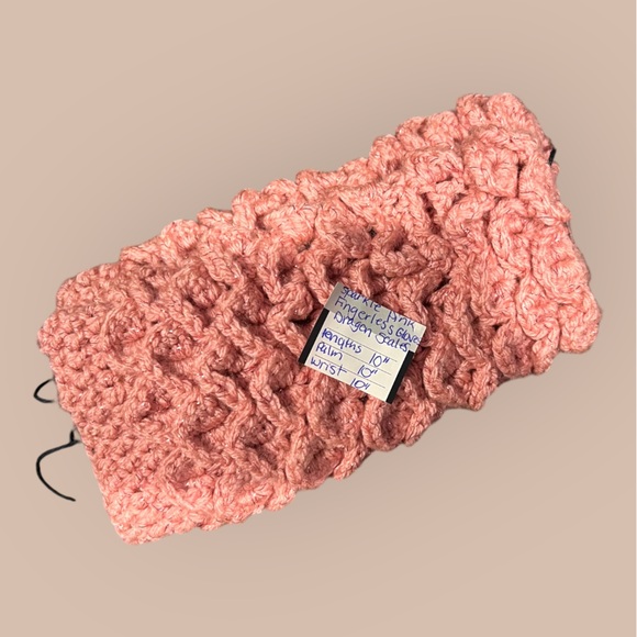 Crochet Dragon Scale Fingerless Mittens - Red Heart Metallics Rose - Picture 8 of 14
